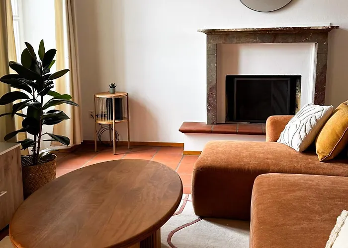 Piazza Grande Duplex ロカルノ